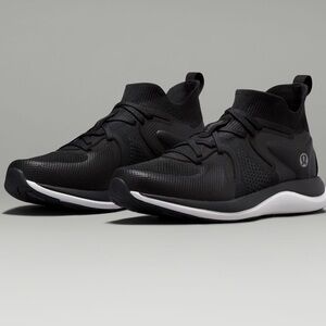 Lululemon Women's Chargefeel 2 Mid
Workout Shoe - Size 9